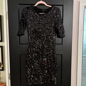 BCBGMaxAzria Black Sequin Lined Mid Sleeve Dress. Pullover. Size Small